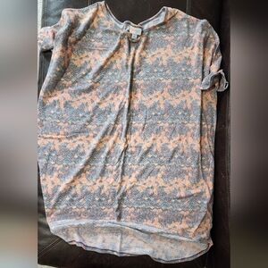 Lularoe xl shirt